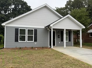 919 Roosevelt St, Winston Salem, NC 27105