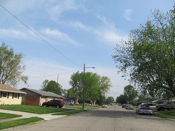 5th image of 415 Brentwood Ave