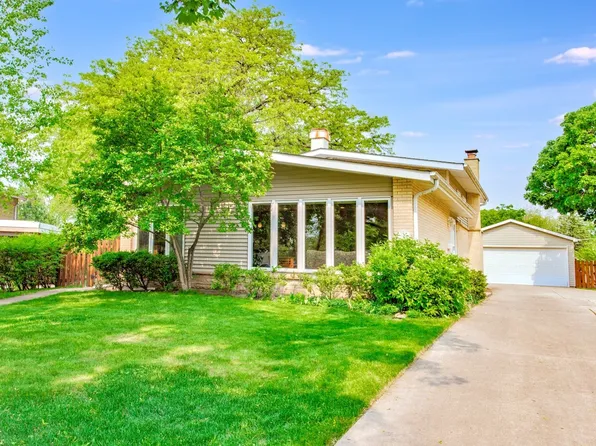 346 Drake Ln, Des Plaines, IL 60016