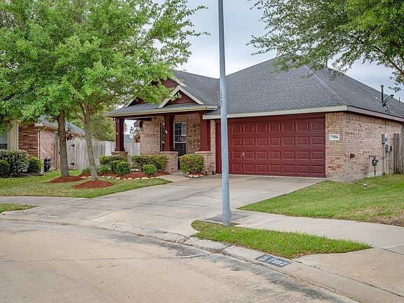 2nd image of 7906 Saragosa Blue Ln