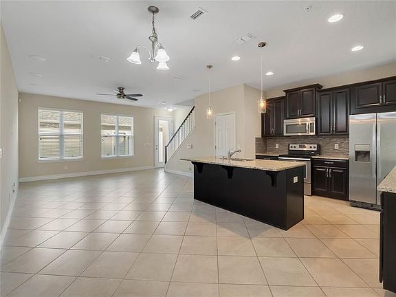 4th image of 8965 Fullerwood Ave