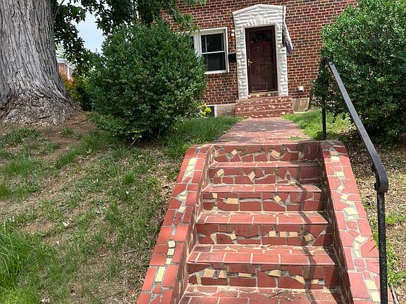 2nd image of 4852 Melbourne Rd