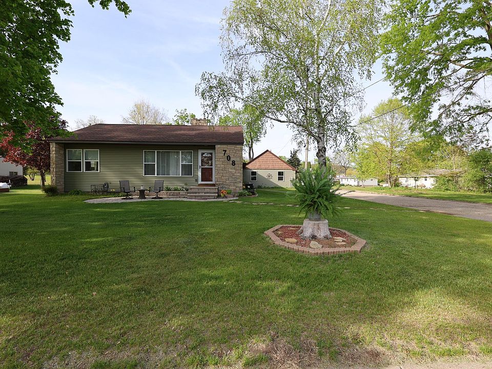 1st image of 708 3rd St