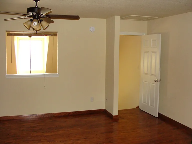 128 Meadow Park Cir #128 — Photo 23