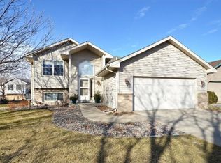 10957 Brittany Dr N, Champlin, MN 55316