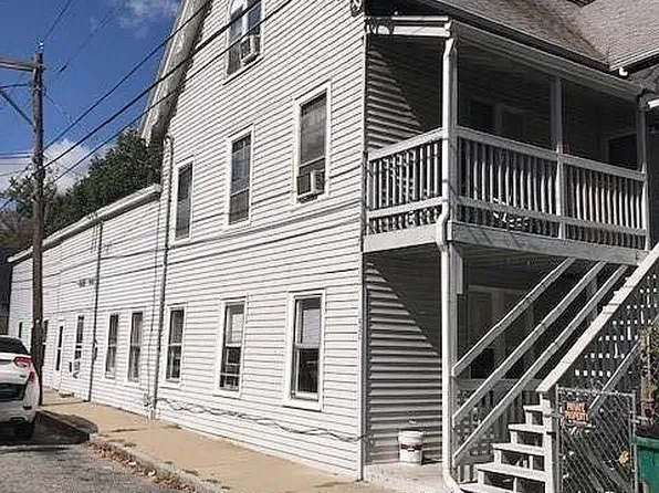 150 High Street, Sprague, CT 06330
