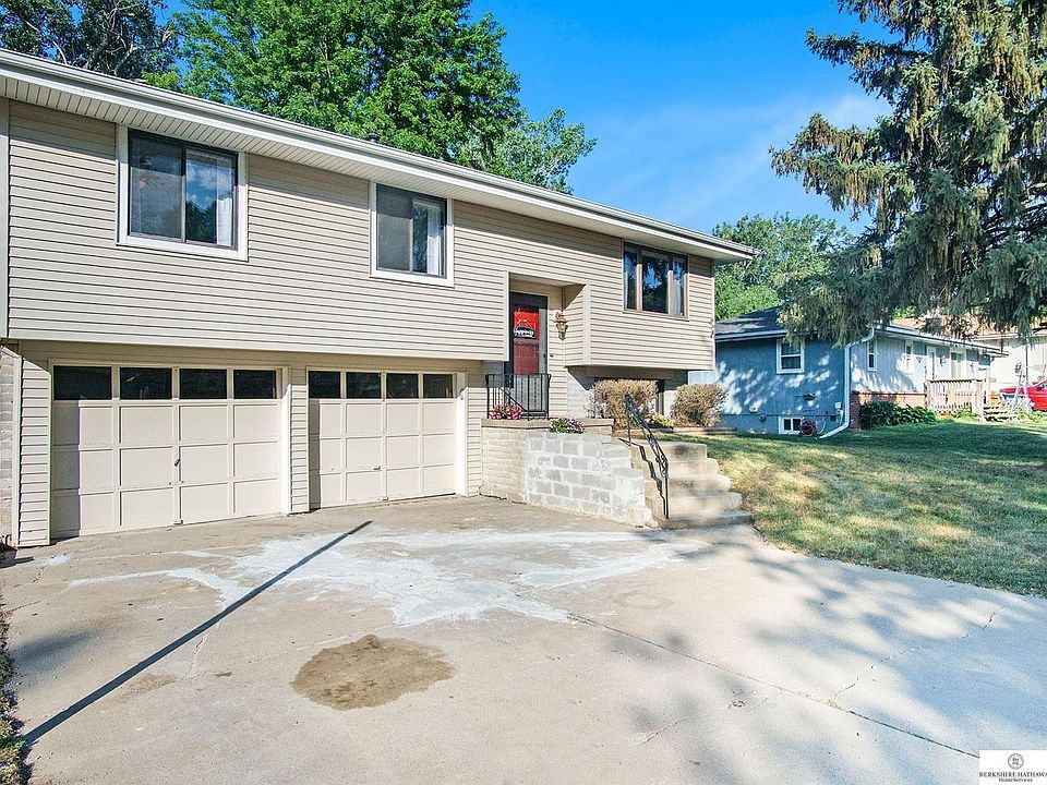 1st image of 4657 Schroeder Dr