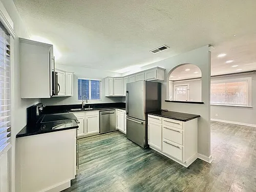 294 Woodman St Photo 1