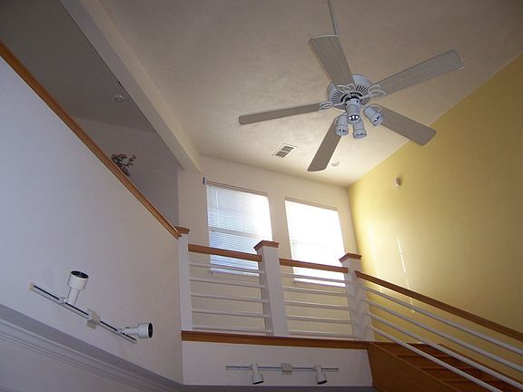 4th image of 7783 McClure Dr
