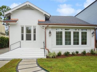 2326 Robert St, New Orleans, LA 70115