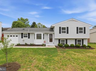 1337 Shallow Ford Rd, Herndon, VA 20170