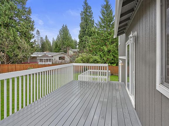 4th image of 11221 19th St SE