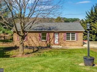2818 Bachman Ct, Manchester, MD 21102