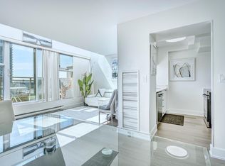 222 The Esplanade, Toronto, ON