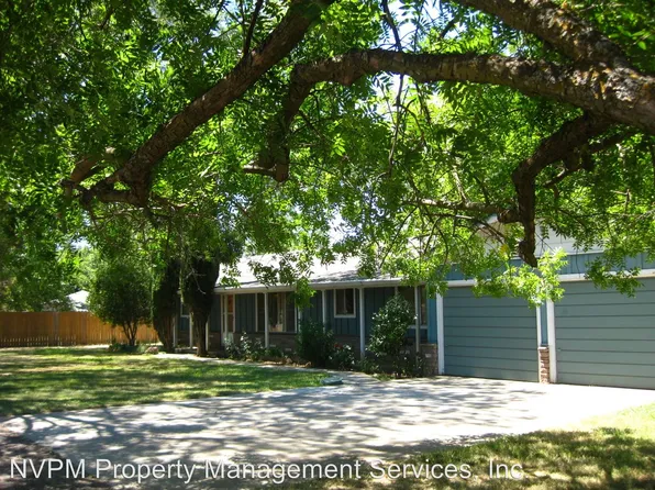 13625 Garner Ln, Chico, CA 95973