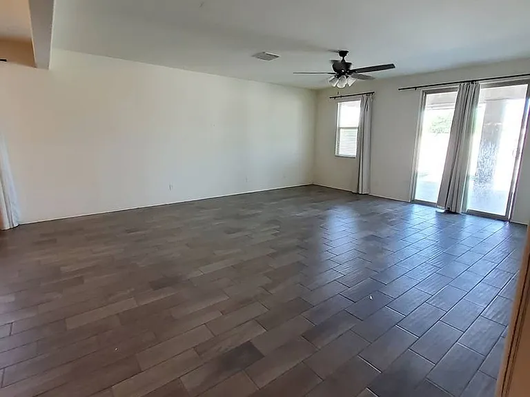 5630 N 188th Ln — Photo 11
