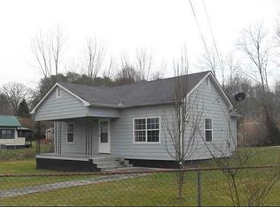 457 Chigger Town Loop, Palmer, TN 37365