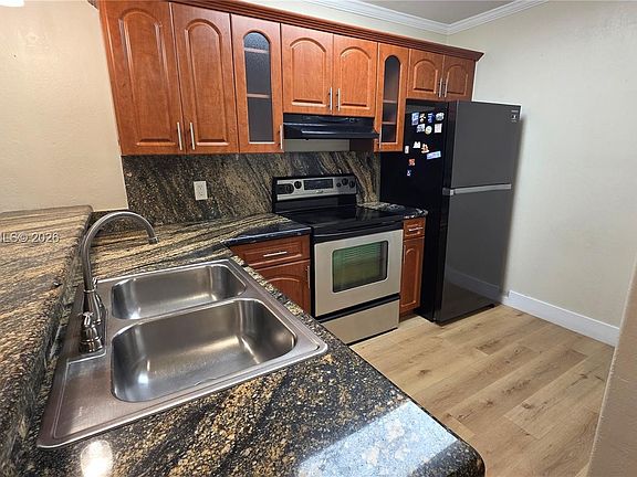 5th image of 7829 Miller Dr APT B104