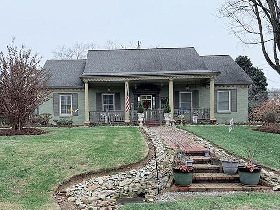 2nd image of 609 Denton Ave