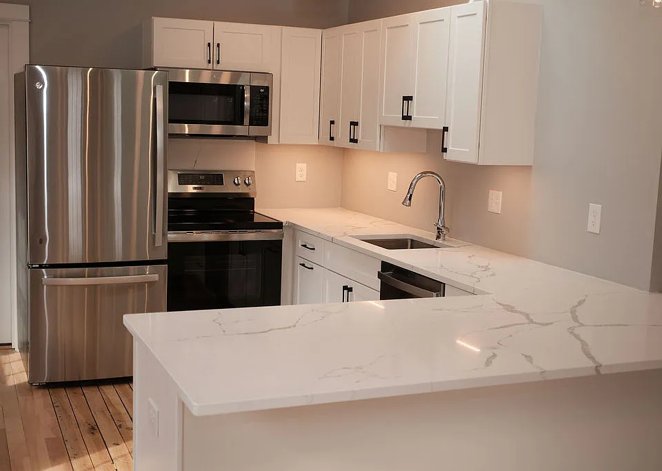 444 Fore St #502