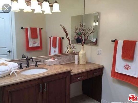 3rd image of 5404 Bellingham Ave APT 3