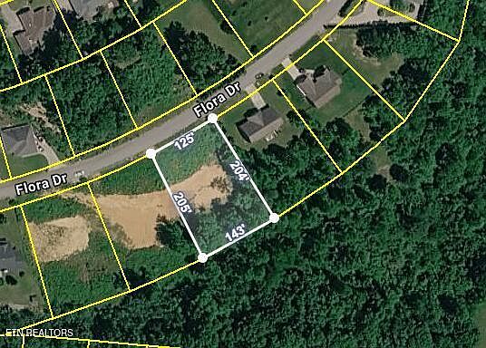 1st image of 390 Flora Dr