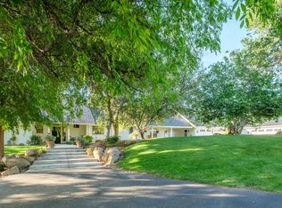 16023 Sample Rd, Clovis, CA 93619