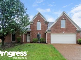 1985 Berry Hollow Dr, Cordova, TN 38016