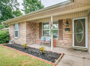 906 Louise St, Irving, TX 75060