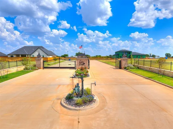 3501 Redbud Ridge Rd #1, Chickasha, OK 73018