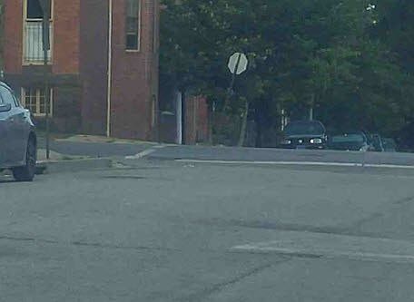 2nd image of 718 Lennox St