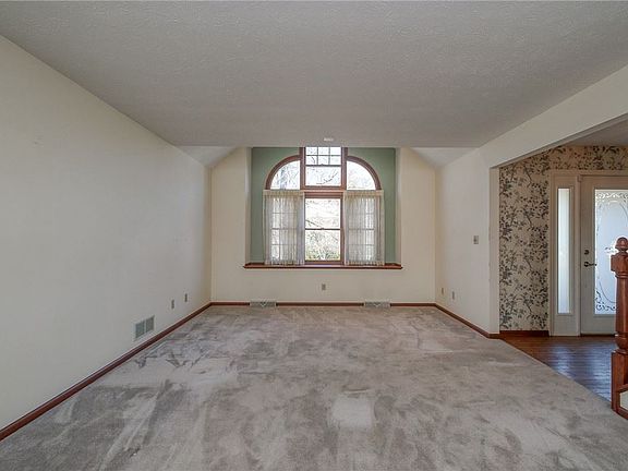 4th image of 2911 Bryer Ridge Ct