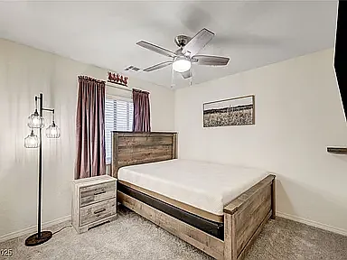 1624 Desert Path Ave — Photo 35