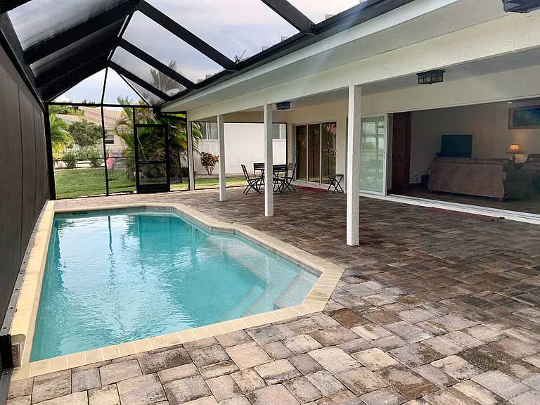 844 Pamela Dr — Photo 31