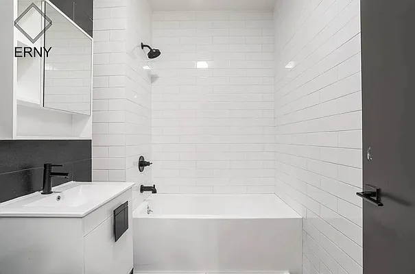 Rented by ERNY LLC | media 6