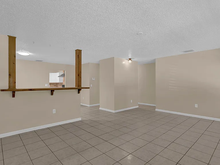 6113 Yucca Dr — Photo 11