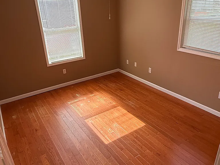 ROOM 2