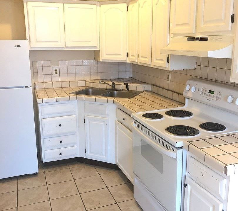 1st image of 119 W Parmenter St #2F