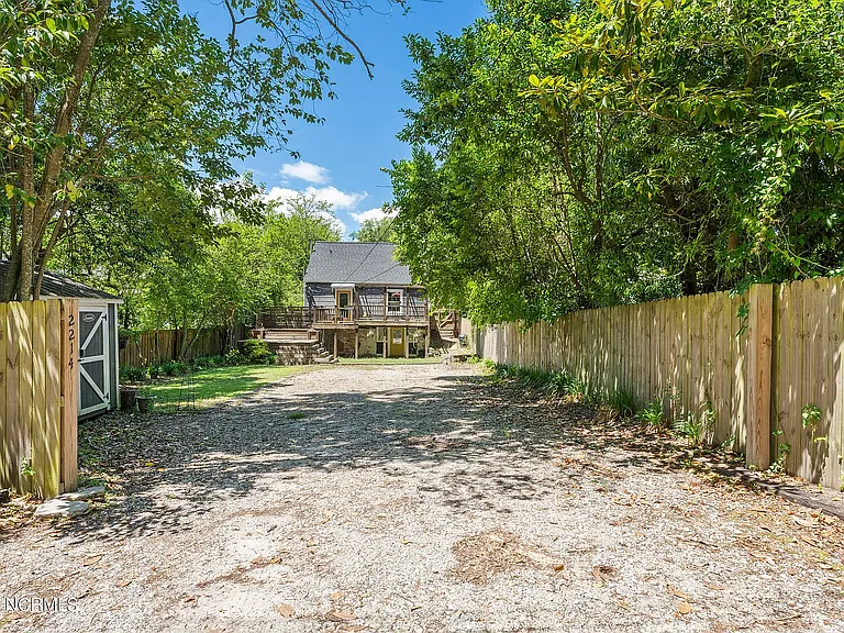 2214 Princess Place Dr — Photo 27