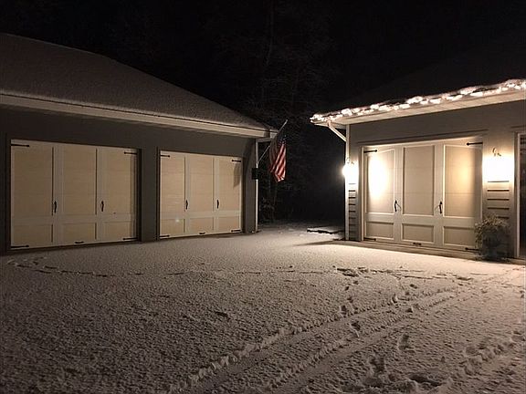 2nd image of 209 Birch Ln S