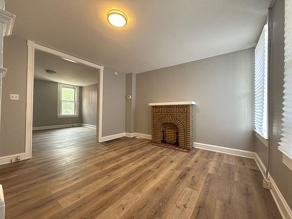 3rd image of 3 N Abington Ave