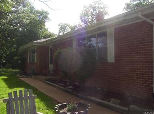 425 Angells Rest Ln, Gerald, MO 63037