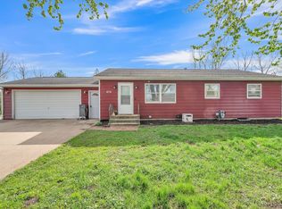410 Q Ave, Milford, IA 51351