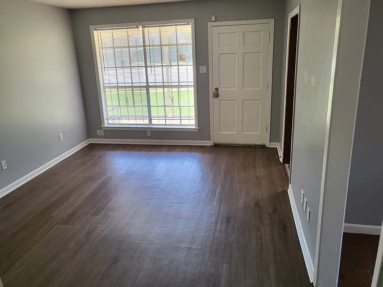 3392 Barron Ave #3392 — Photo 4