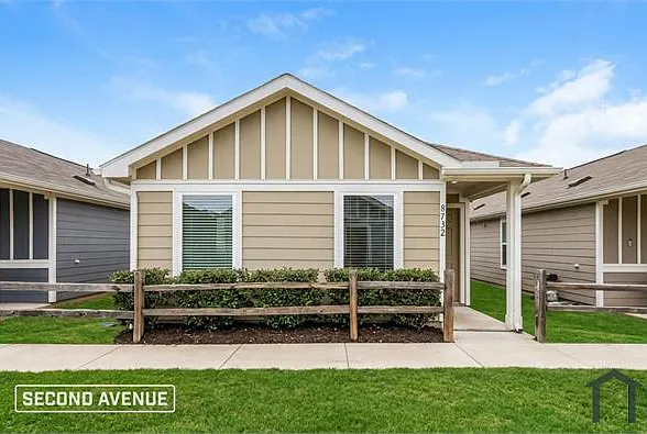 8732 Texas Risinger Dr
