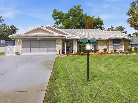 3rd image of 35103 Riverside Ct