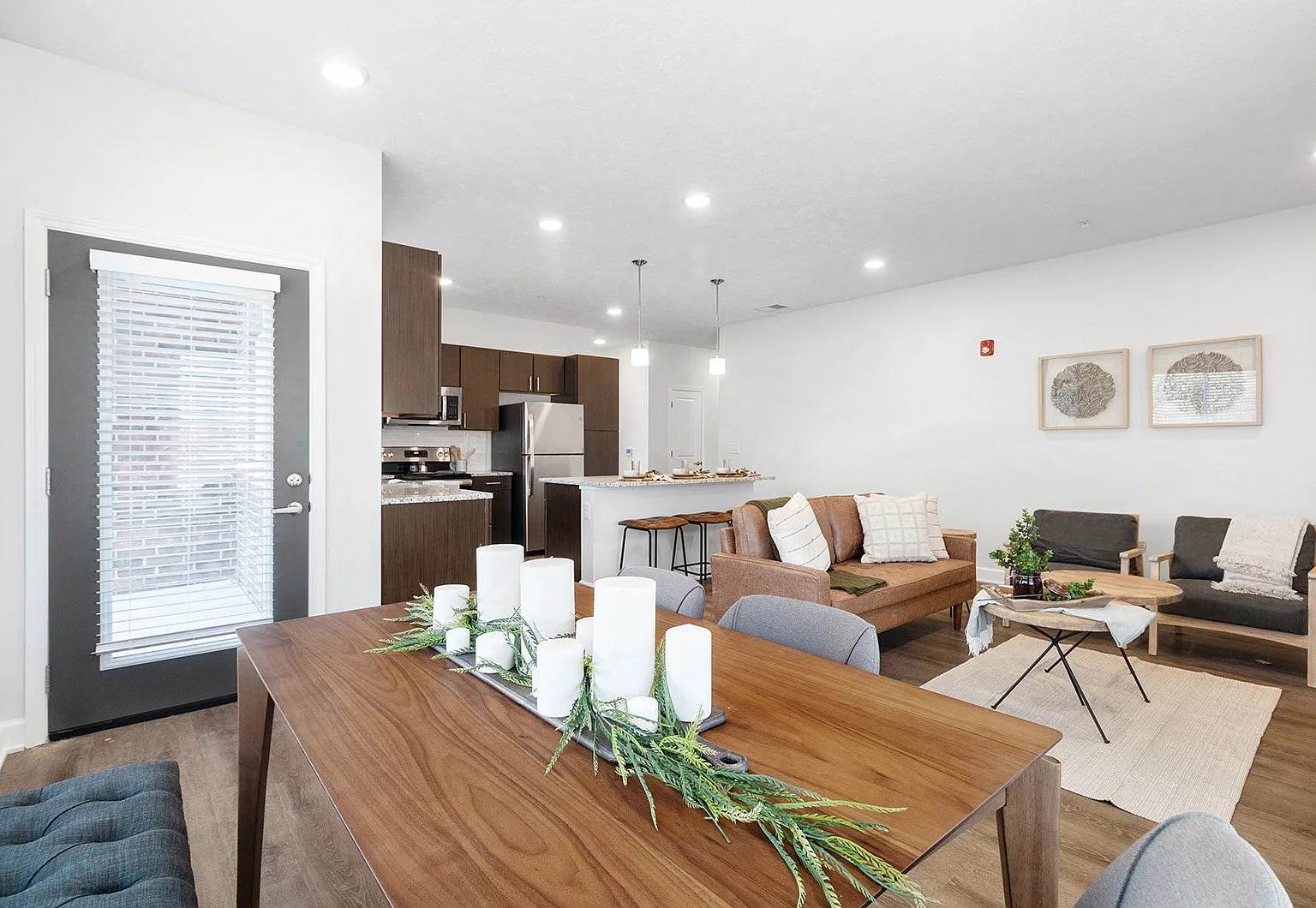 Page Living at Pinnacle Hills — Photo 3