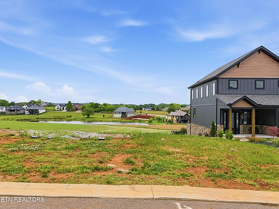 3rd image of 343 Black Bear Cir