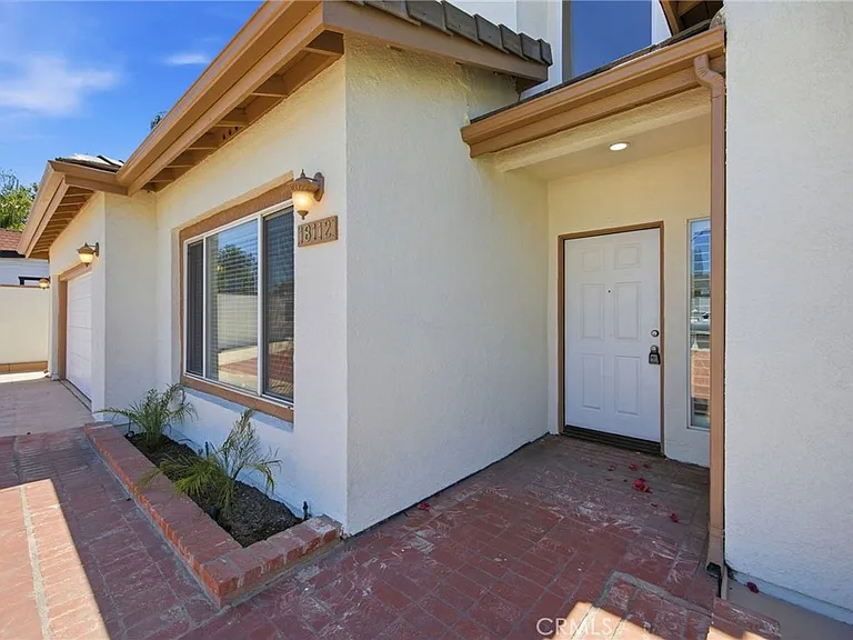 18112 Osborne St — Photo 15