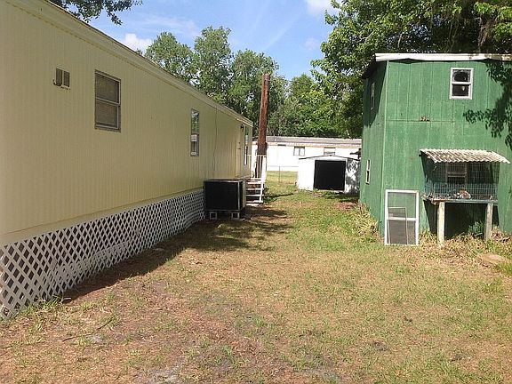 4th image of 1678 School St